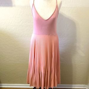 See you Monday Pink Flowy V Neck Size medium Dress